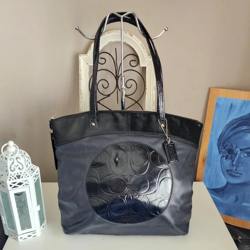 Coach Laura Black Leather And Patent Leather Tote Bag